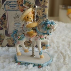cherished teddies carousel